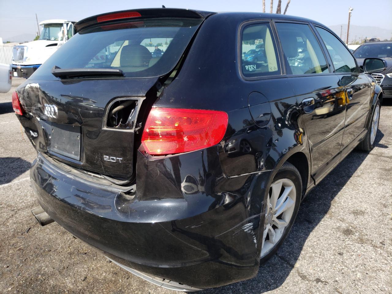Photo 4 from auction – 2013 AUDI A3 PREMIUM with VIN WAUBEAFM4DA013843