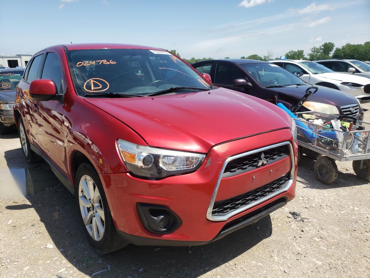MITSUBISHI OUTLANDER 2015 with VIN 4A4AP3AU7FE024786 - Photo from auction