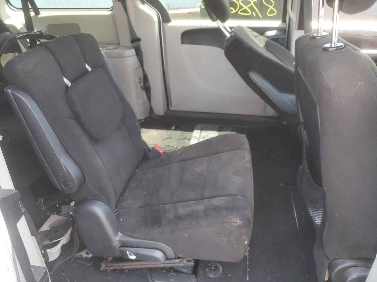 صورة رقم 6 من المزاد - 2012 DODGE GRAND CARA مع VIN 2C4RDGCG7CR387329