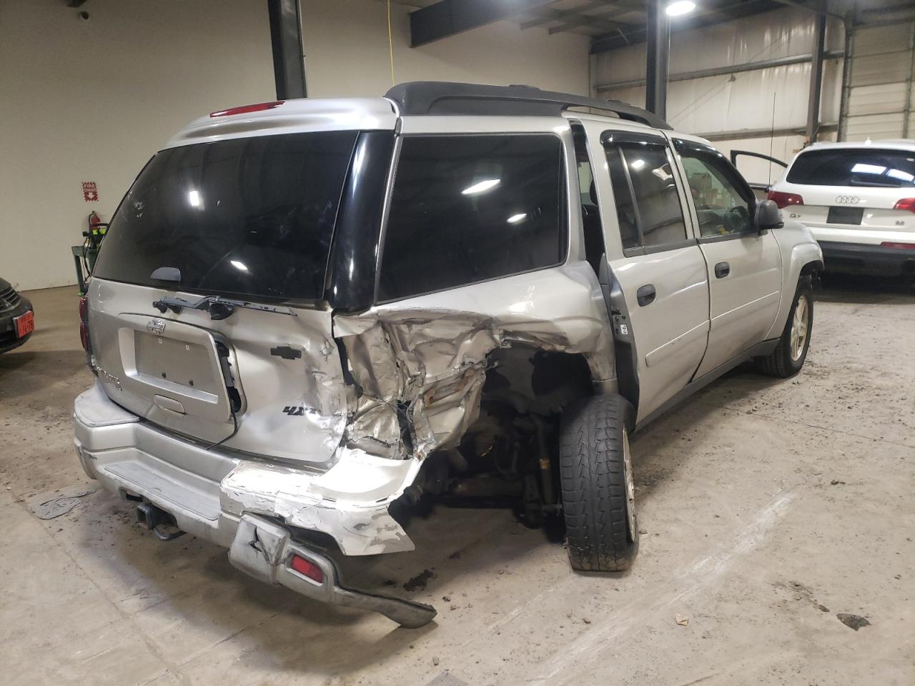Photo 4 from auction – 2006 CHEVROLET TRAILBLAZE with VIN 1GNET16S766127403