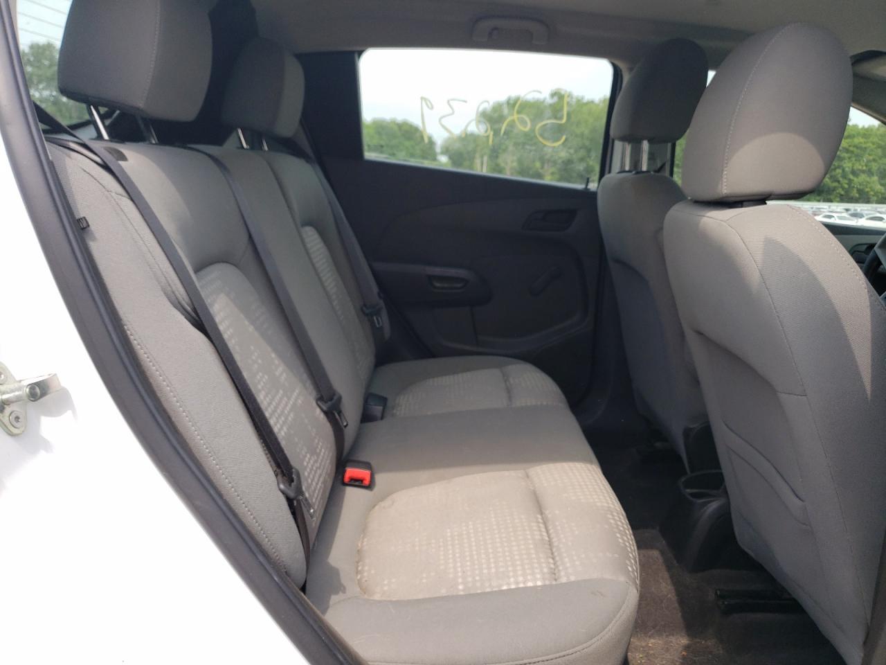Photo 6 from auction – 2015 CHEVROLET SONIC LS with VIN 1G1JA6SH9F4100308