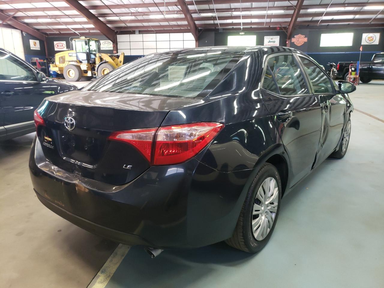 Photo 4 from auction – 2018 TOYOTA COROLLA L with VIN 2T1BURHE4JC119193