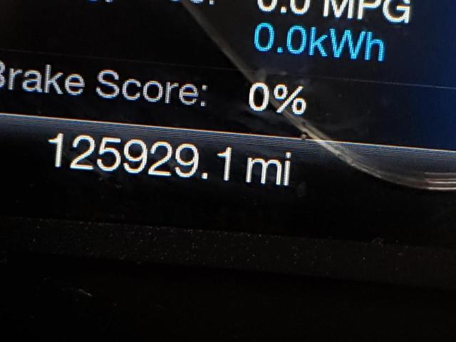 Photo 8 from auction – 2016 FORD C-MAX PREM with VIN 1FADP5CU0GL102356