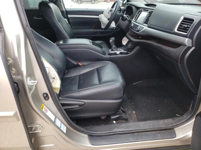 Photo 5 from auction – 2015 TOYOTA HIGHLANDER with VIN 5TDJKRFH5FS191470