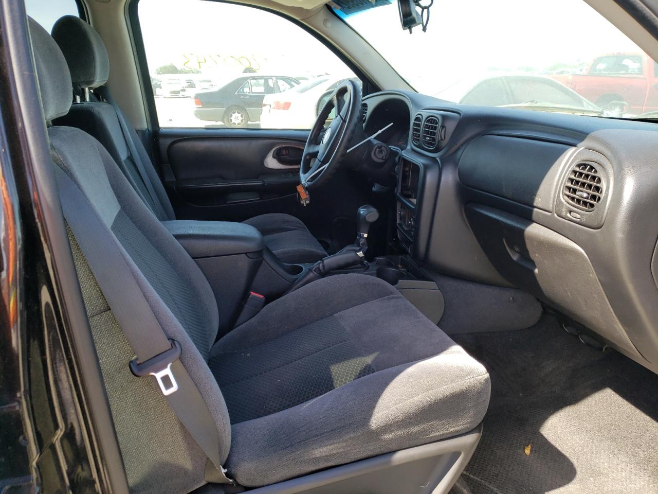 Photo 5 from auction – 2008 CHEVROLET TRAILBLAZE with VIN 1GNDT13S782144745