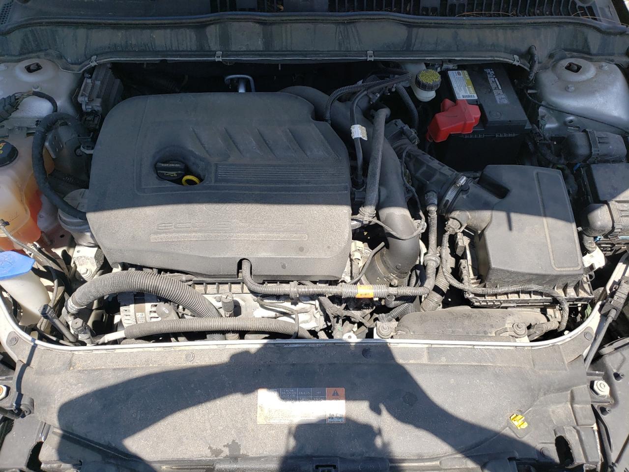 Photo 7 from auction – 2016 FORD FUSION SE with VIN 3FA6P0HD1GR124842