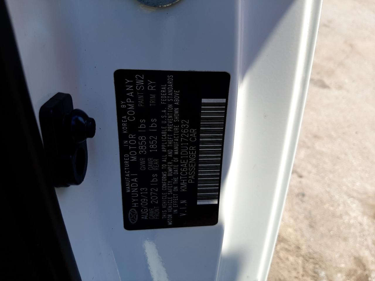 Photo 10 from auction – 2013 HYUNDAI VELOSTER T with VIN KMHTC6AE1DU172632