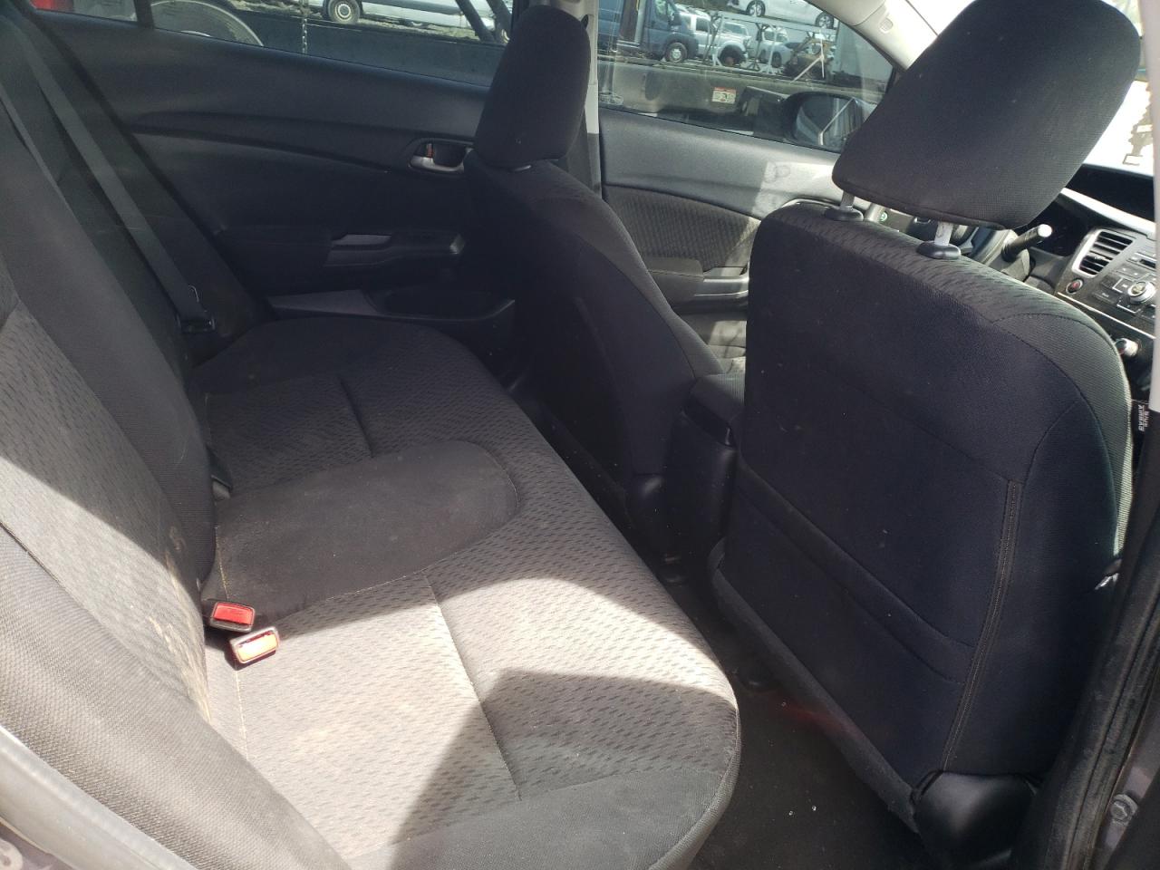 Photo 6 from auction – 2015 HONDA CIVIC LX with VIN 19XFB2F56FE244206
