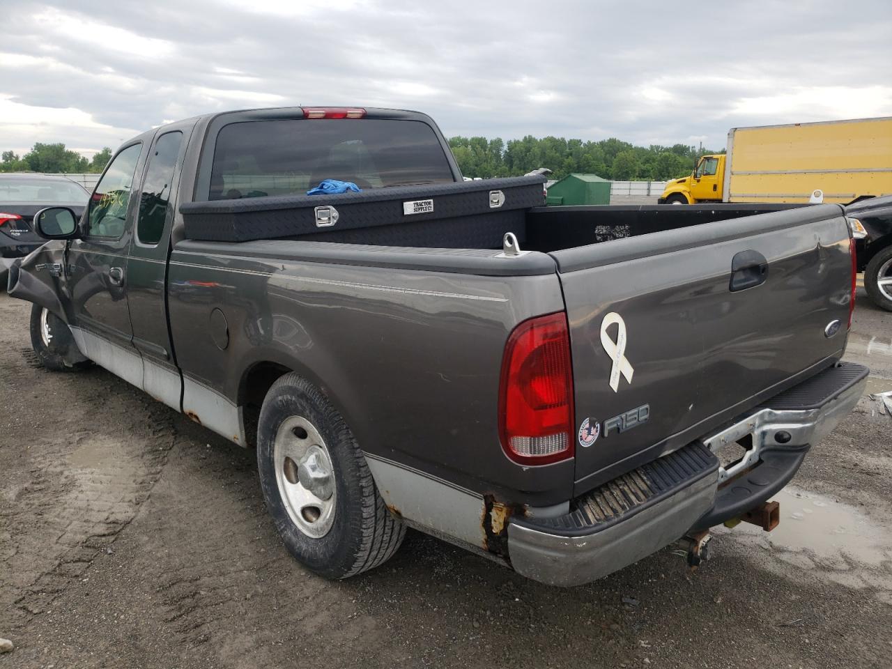 Photo 3 from auction – 2002 FORD F150 with VIN 2FTRX17W62CA46849