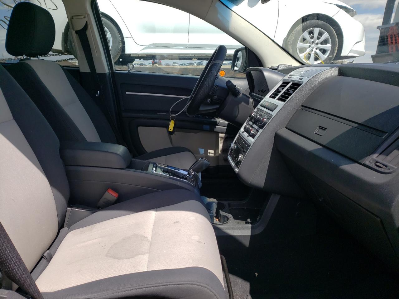 Photo 5 from auction – 2009 DODGE JOURNEY SX with VIN 3D4GG57V29T247256
