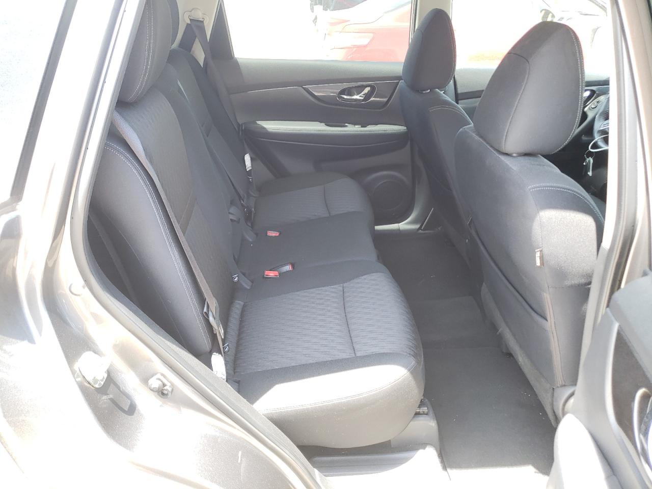 Photo 6 from auction – 2020 NISSAN ROGUE S with VIN KNMAT2MT5LP534537