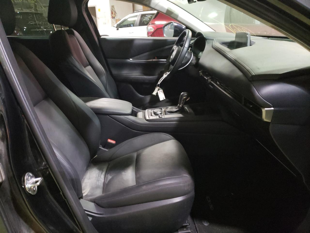 Photo 5 from auction – 2021 MAZDA CX-30 SELE with VIN 3MVDMABLXMM242475