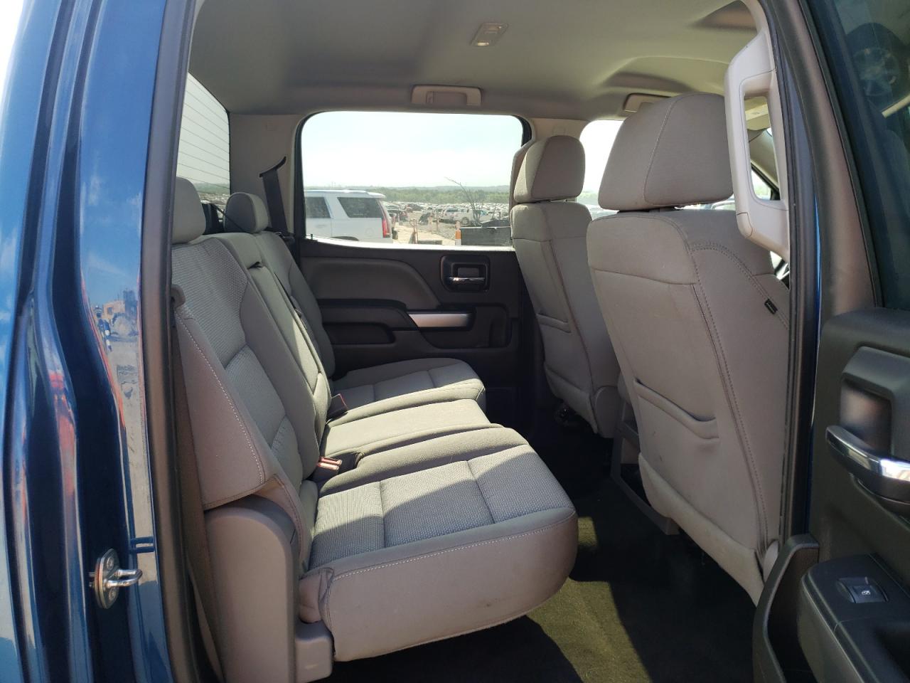 Photo 6 from auction – 2018 CHEVROLET SILVERADO with VIN 3GCPCREC8JG189961