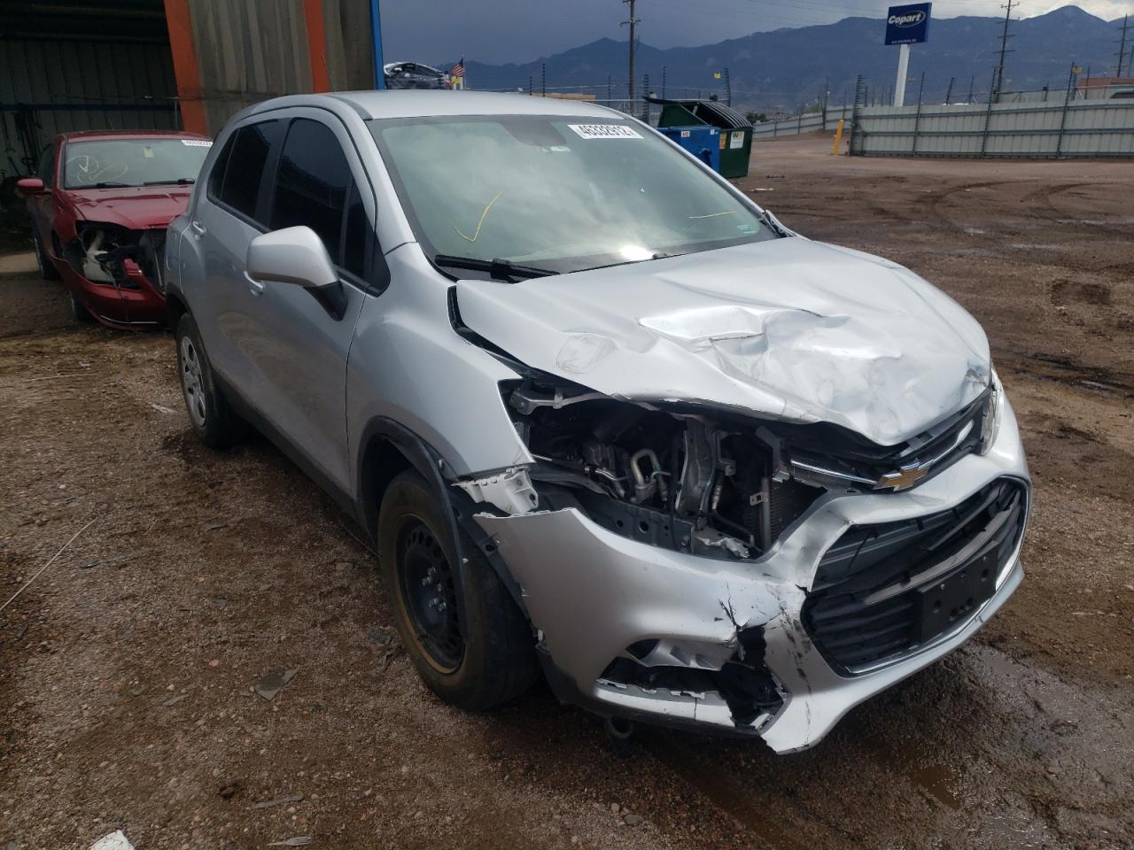 CHEVROLET TRAX LS 2018 with VIN 3GNCJKSB8JL233754 - Photo from auction