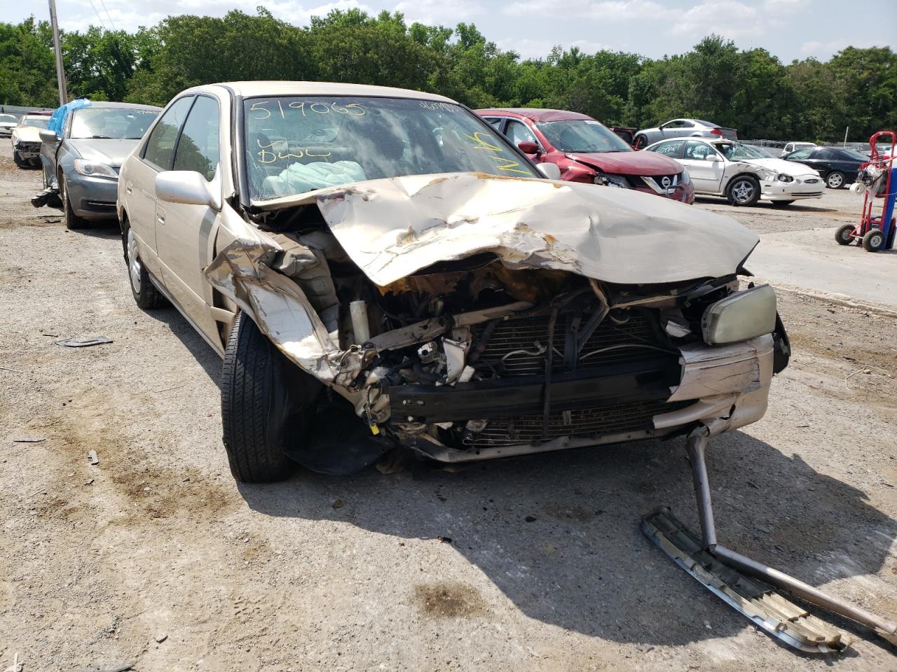 Photo 1 from auction – 2000 TOYOTA CAMRY CE with VIN JT2BG22K9Y0519065