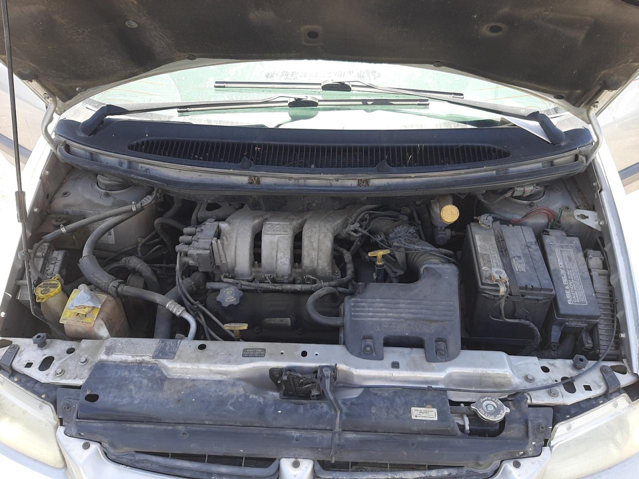 Photo 12 from auction – 2000 DODGE GRAND CARA with VIN 1B4GP44RXYB725578