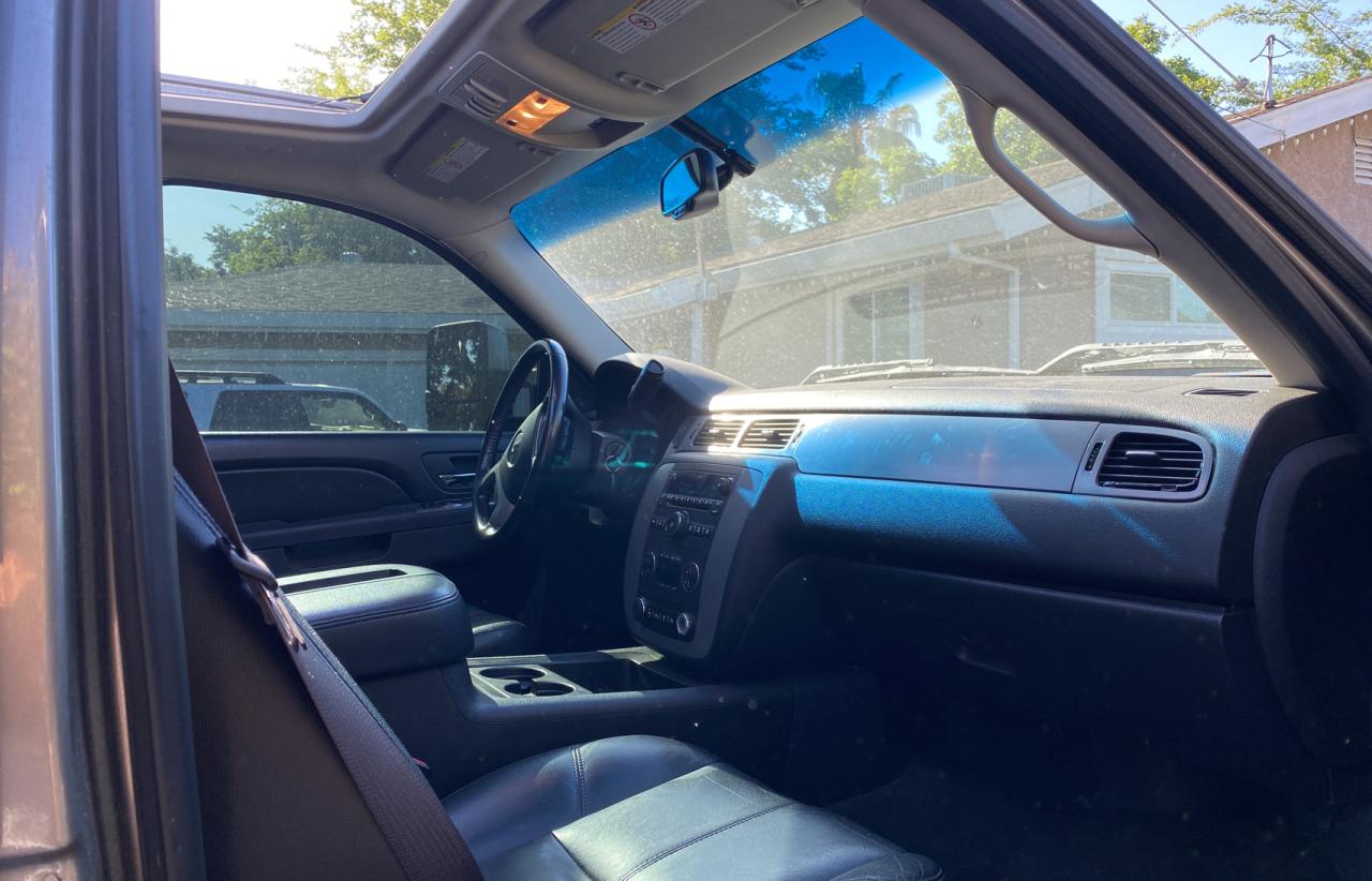 Photo 5 from auction – 2014 CHEVROLET SILVERADO with VIN 1GC1KYC82EF163364