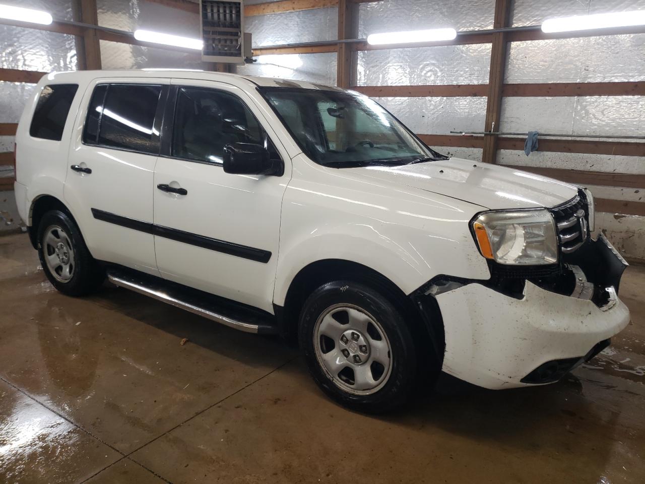 Photo 14 from auction – 2013 HONDA PILOT LX with VIN 5FNYF4H2XDB062513