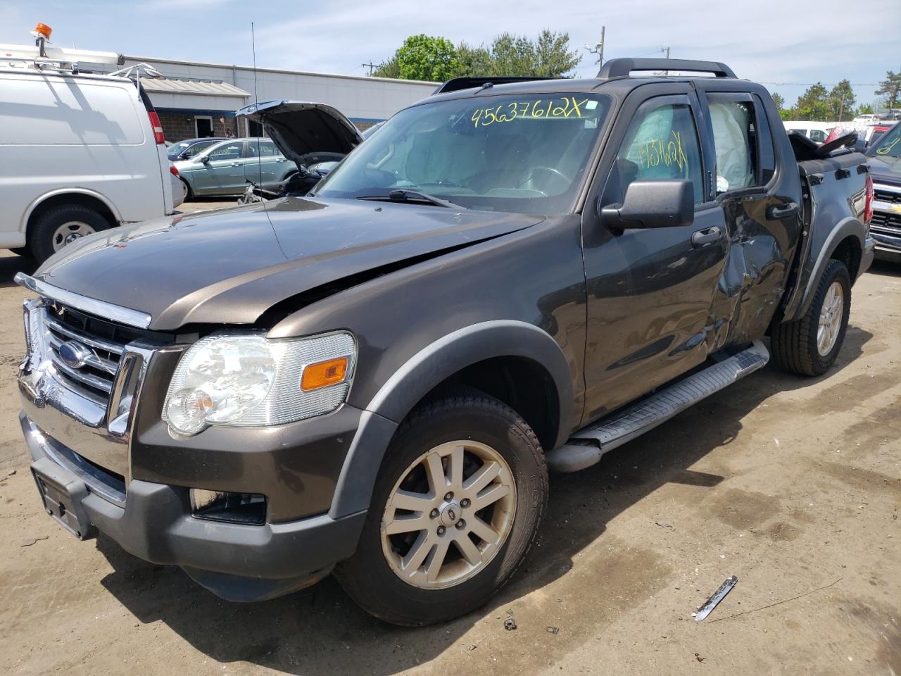 Photo 2 from auction – 2008 FORD EXPLORER S with VIN 1FMEU51E48UA48487