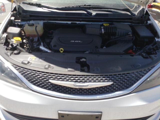Photo 7 from auction – 2017 CHRYSLER PACIFICA L with VIN 2C4RC1CG0HR733924