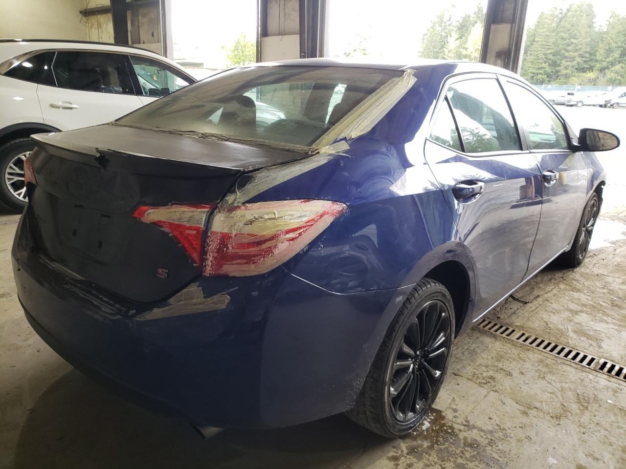 Photo 4 from auction – 2015 TOYOTA COROLLA L with VIN 2T1BURHE1FC330245