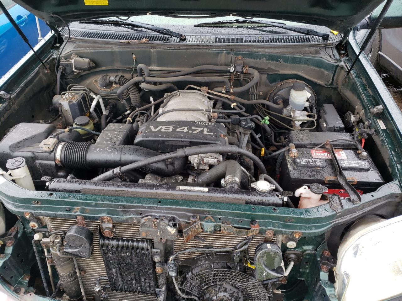 Photo 7 from auction – 2002 TOYOTA SEQUOIA SR with VIN 5TDBT44A92S134483