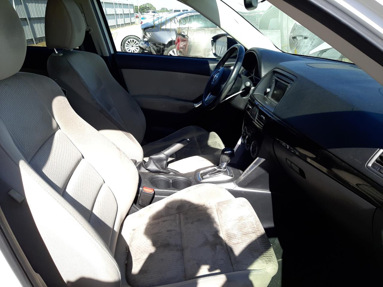 Photo 5 from auction – 2014 MAZDA CX-5 TOURI with VIN JM3KE2CY3E0419515
