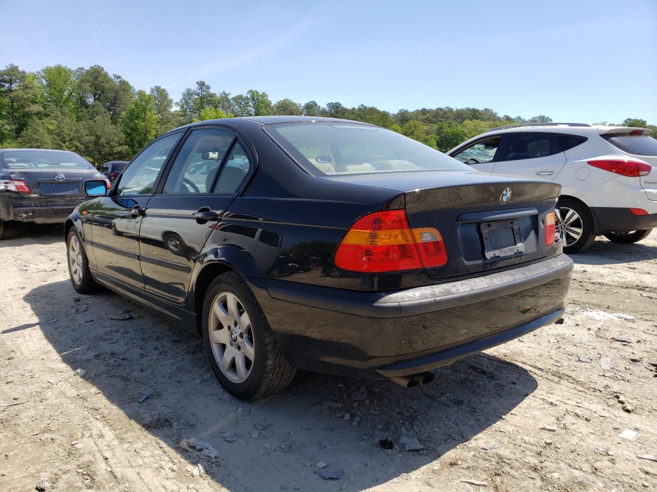 Photo 3 from auction – 2003 BMW 325 I with VIN WBAEV33473KL61061