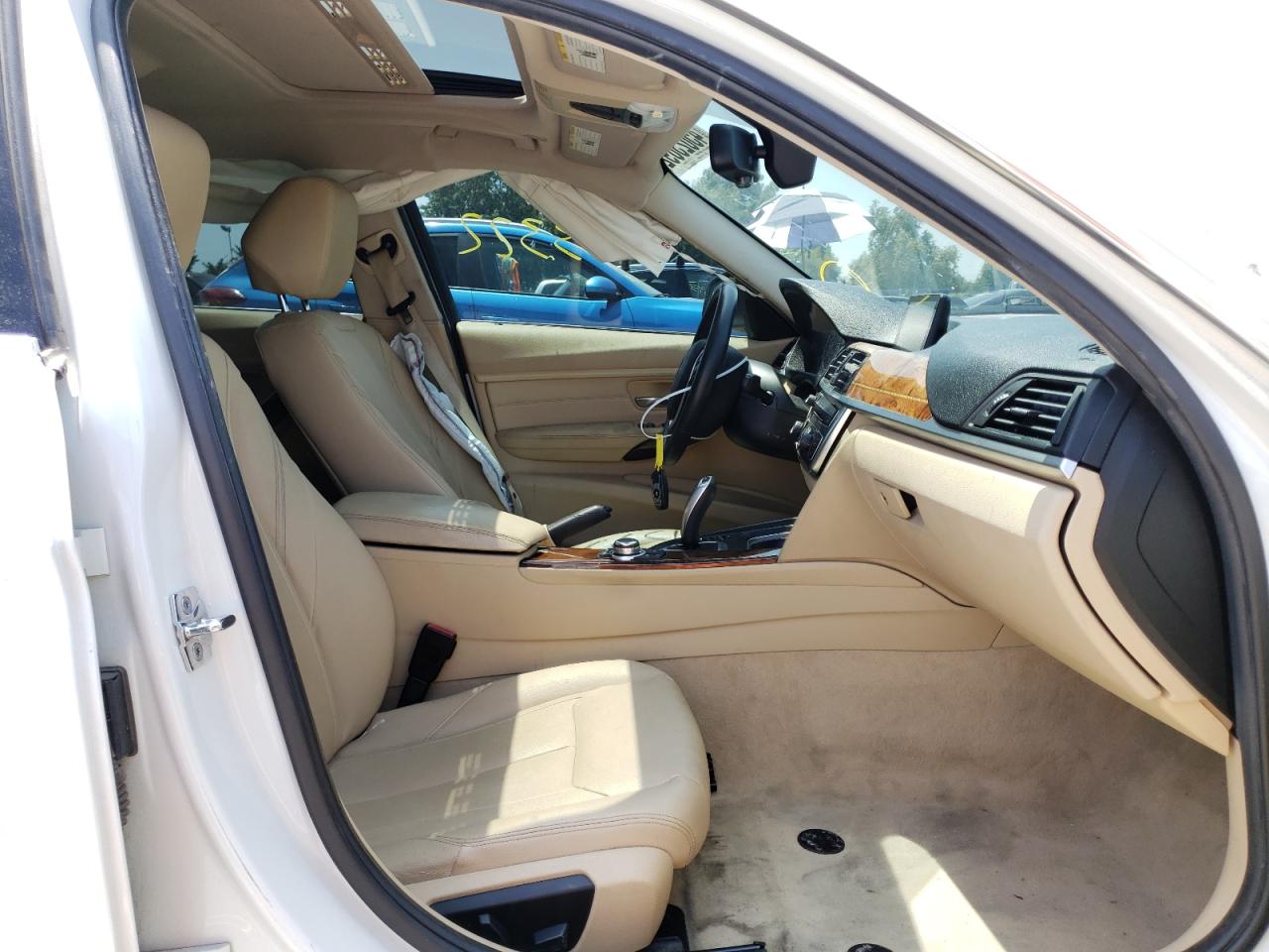 Photo 5 from auction – 2012 BMW 328 I SULE with VIN WBA3C1C53CF432078