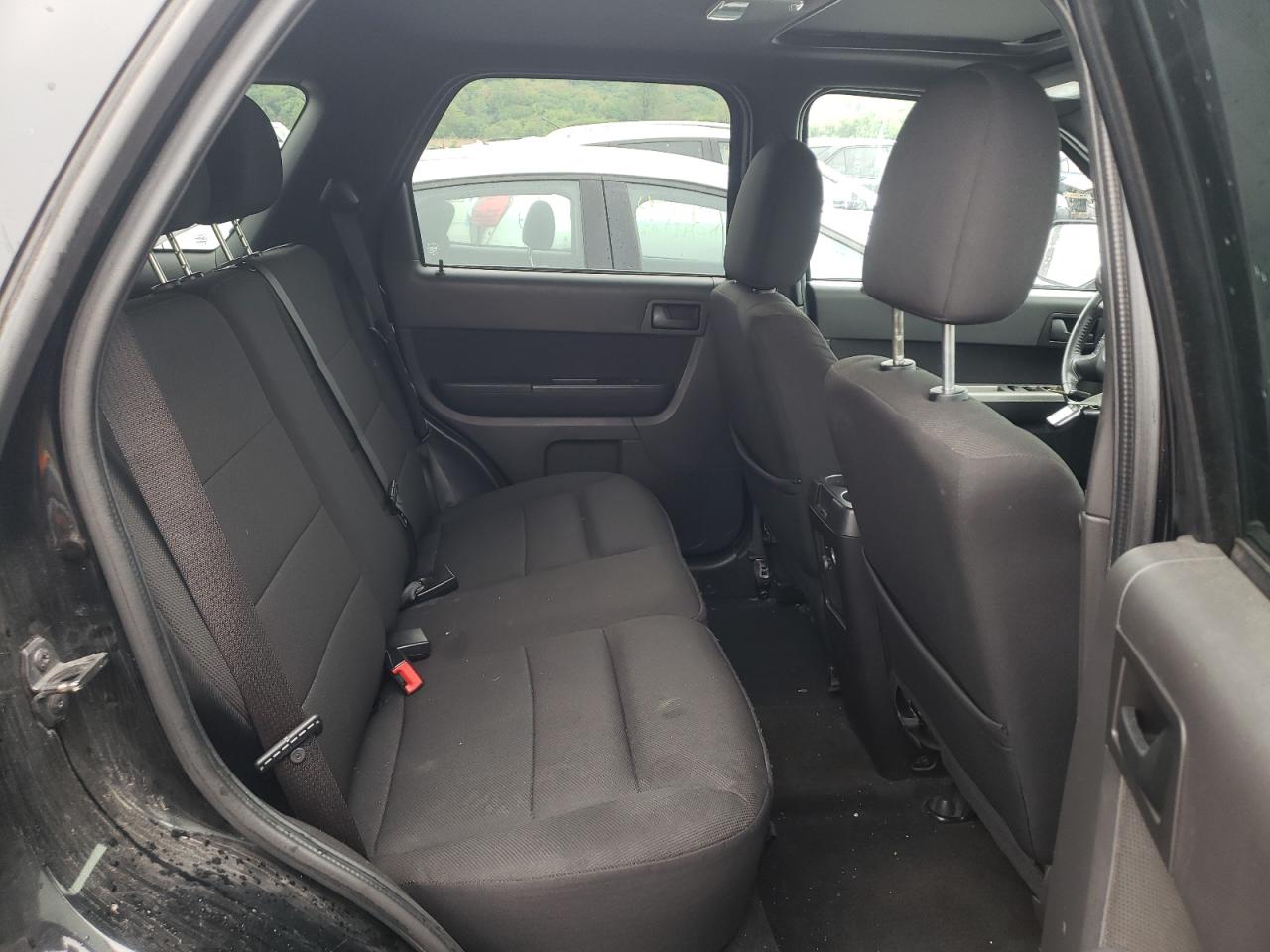 Photo 6 from auction – 2010 FORD ESCAPE XLT with VIN 1FMCU0D78AKA12553