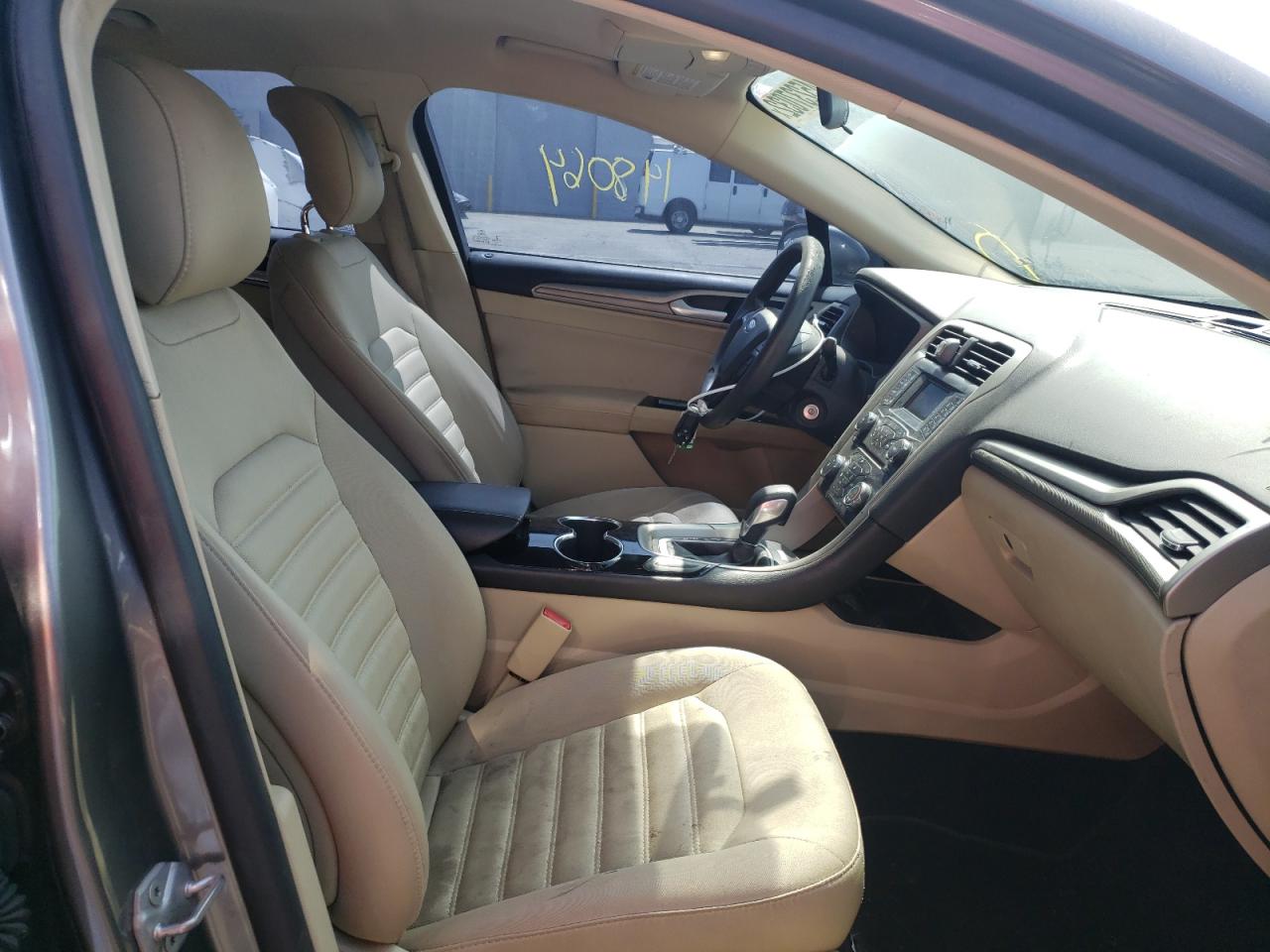 Photo 19 from auction – 2014 FORD FUSION SE with VIN 3FA6P0H79ER177506