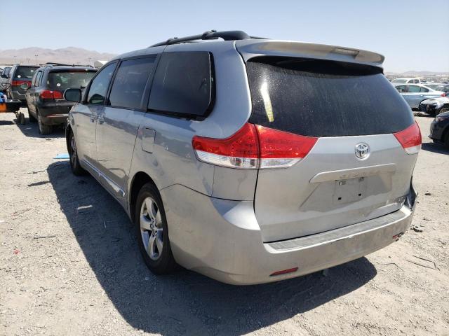Photo 3 from auction – 2013 TOYOTA SIENNA LE with VIN 5TDKK3DC5DS330115