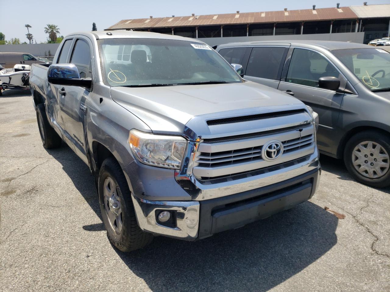 TOYOTA TUNDRA DOU 2015 with VIN 5TFRY5F14FX185084 - Photo from auction
