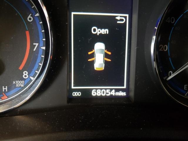 Photo 8 from auction – 2017 TOYOTA COROLLA L with VIN 2T1BURHE2HC779369