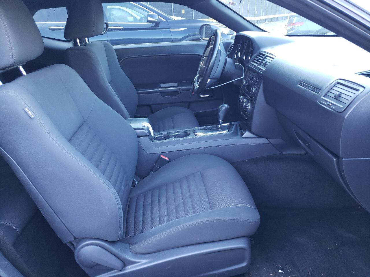 Photo 5 from auction – 2011 DODGE CHALLENGER with VIN 2B3CJ4DG2BH570073