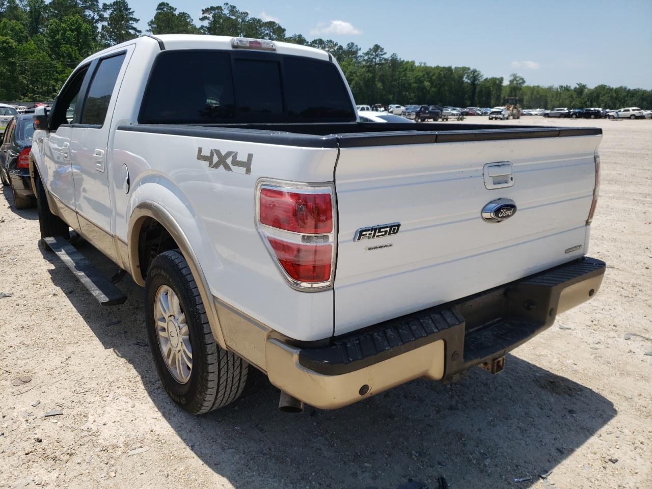 Photo 3 from auction – 2011 FORD F150 SUPER with VIN 1FTFW1EF0BFC37938