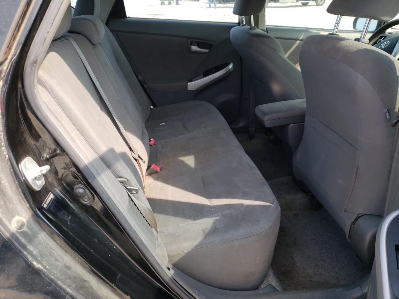Photo 6 from auction – 2010 TOYOTA PRIUS with VIN JTDKN3DU9A0104531
