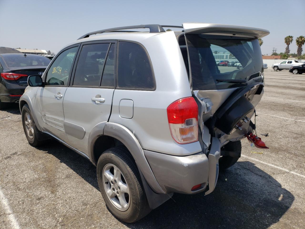 Photo 3 from auction – 2001 TOYOTA RAV4 with VIN JTEHH20V116003907