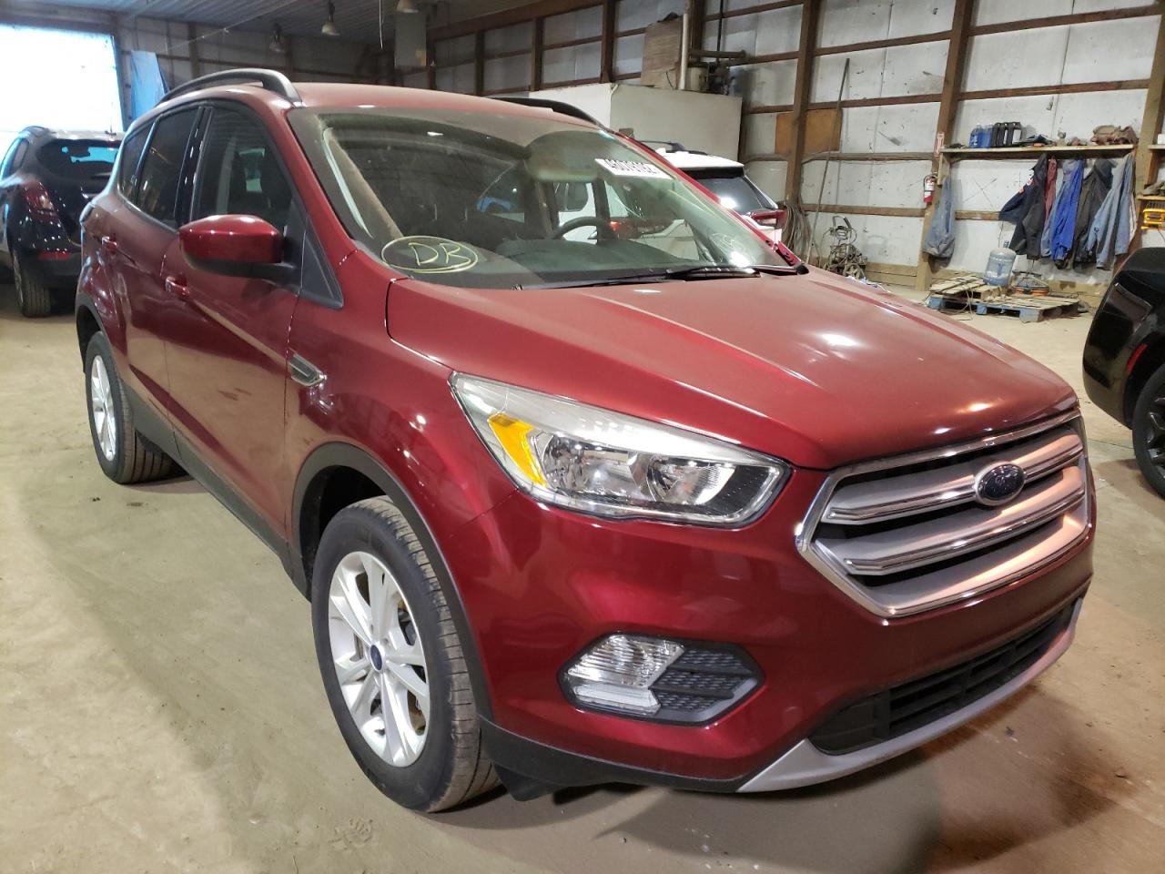 FORD ESCAPE SE 2018 with VIN 1FMCU0GD0JUD02923 - Photo from auction