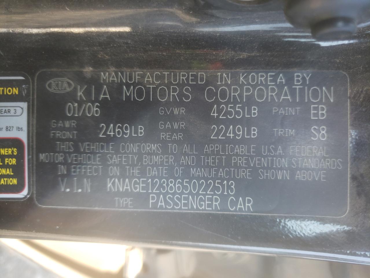 Photo 10 from auction – 2006 KIA OPTIMA LX with VIN KNAGE123865022513