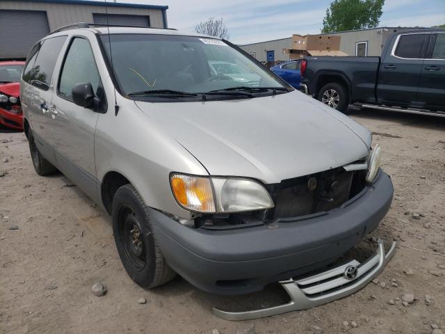 Photo 4 from auction – 2002 TOYOTA SIENNA CE with VIN 4T3ZF19CX2U498327