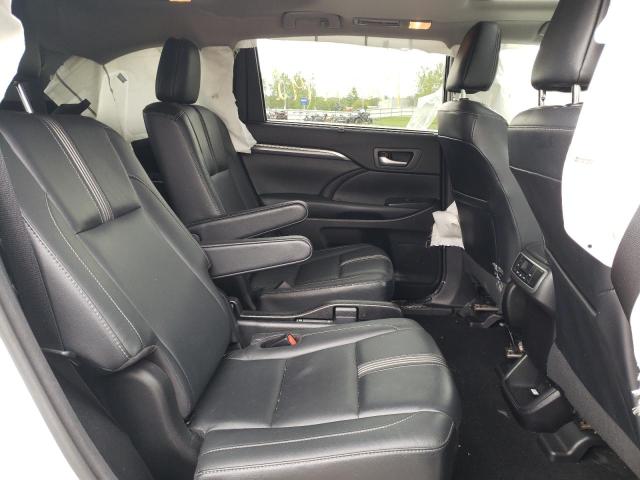 Photo 6 from auction – 2018 TOYOTA HIGHLANDER with VIN 5TDJZRFH0JS804101