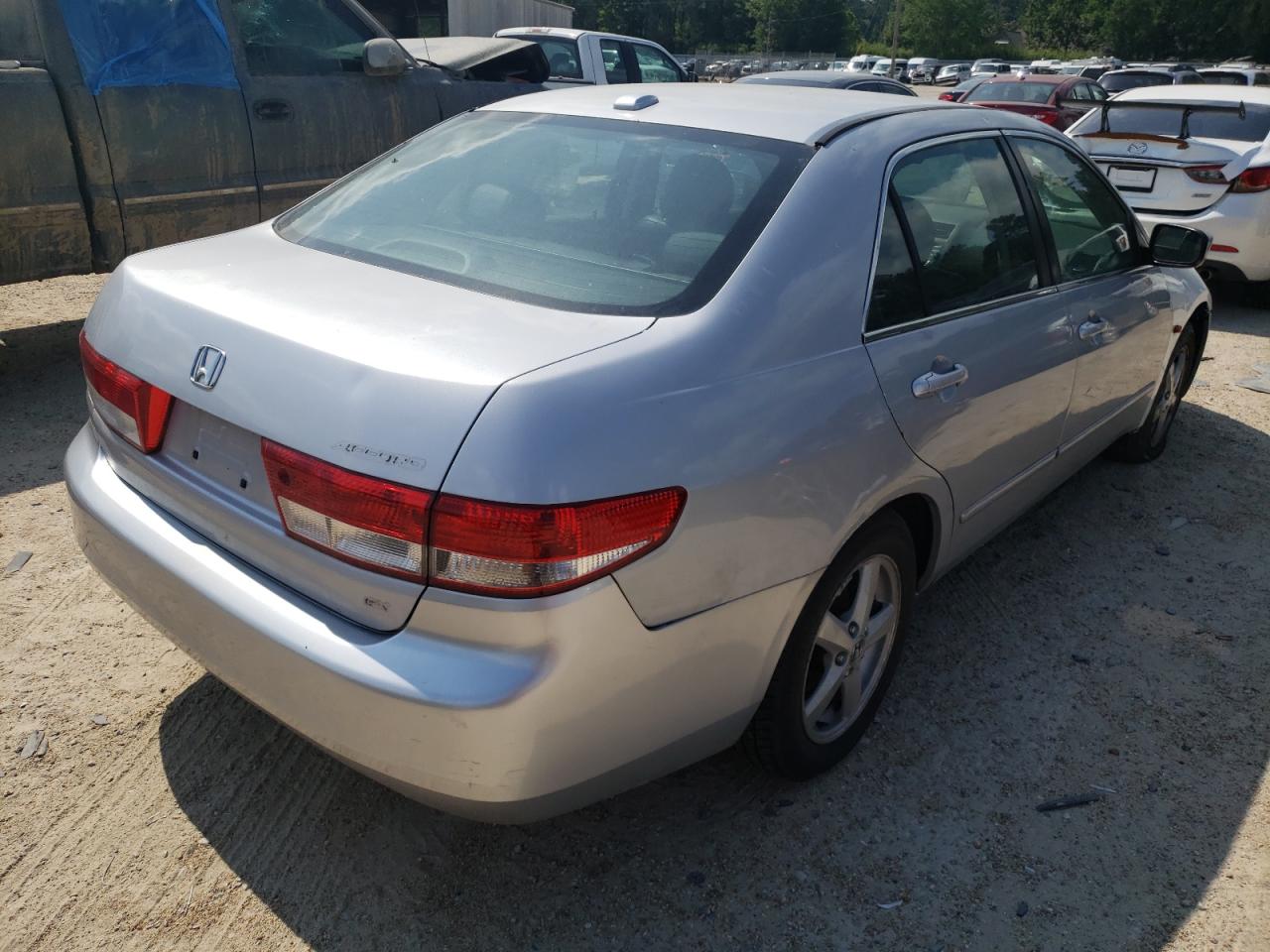 Photo 4 from auction – 2004 HONDA ACCORD EX with VIN 1HGCM56864A026342