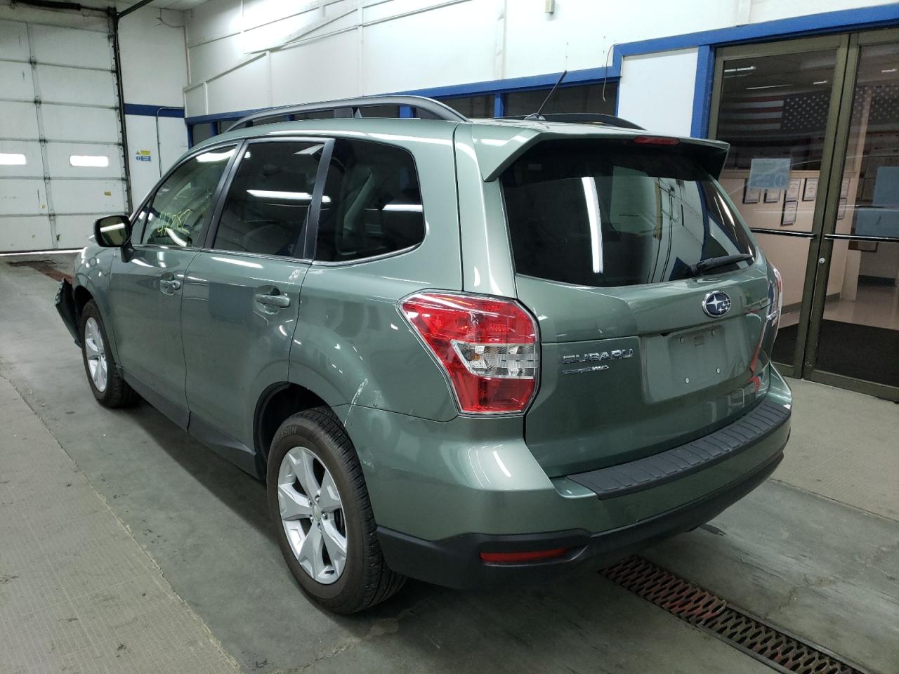 Photo 3 from auction – 2015 SUBARU FORESTER 2 with VIN JF2SJAHCXFH548500
