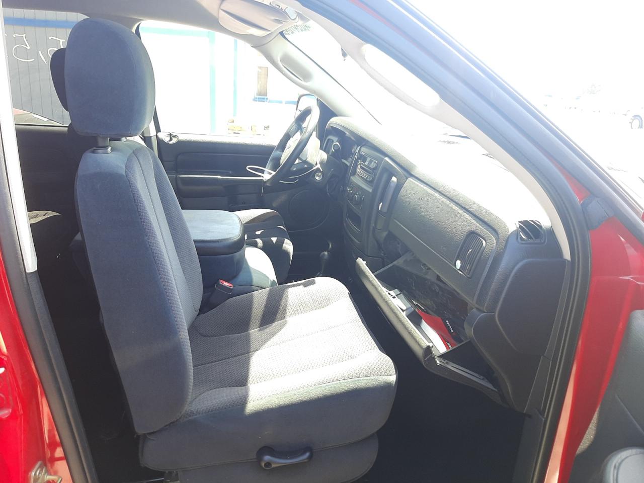 Photo 5 from auction – 2005 DODGE RAM 1500 S with VIN 1D7HU18D95S217469