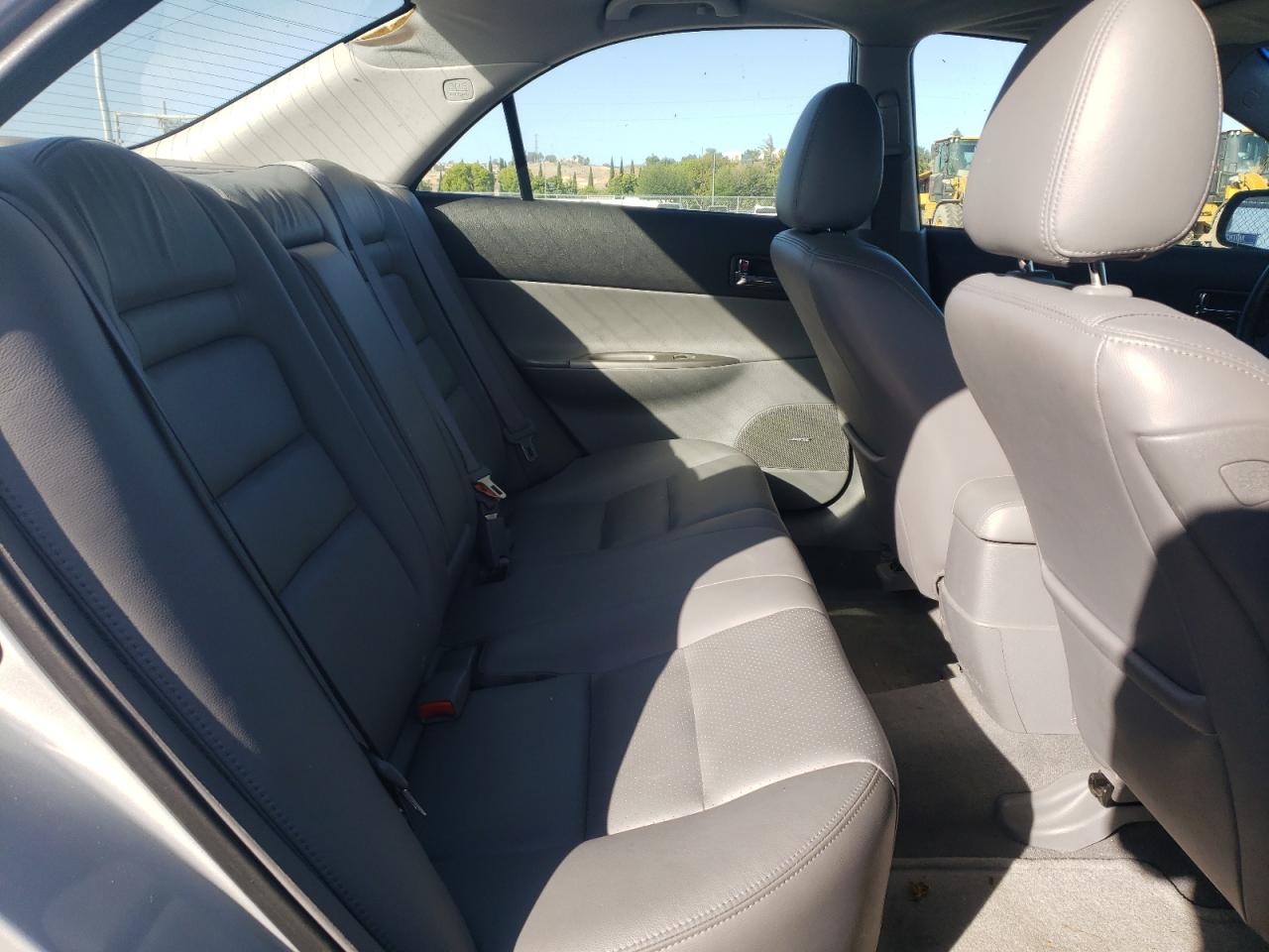 Photo 6 from auction – 2004 MAZDA 6 S with VIN 1YVHP80D245N13396