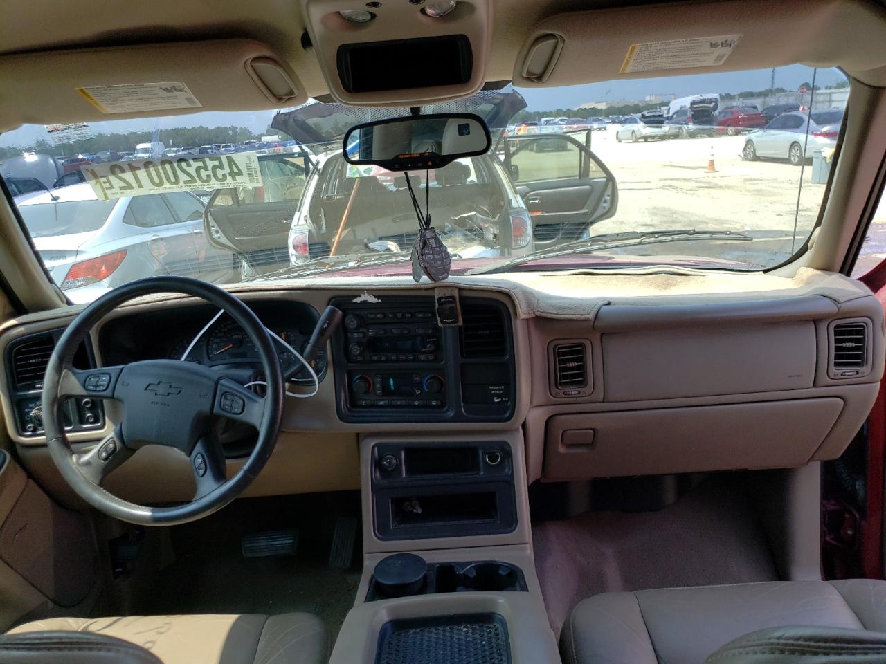 Photo 9 from auction – 2004 CHEVROLET SILVERADO with VIN 2GCEC19T841207200