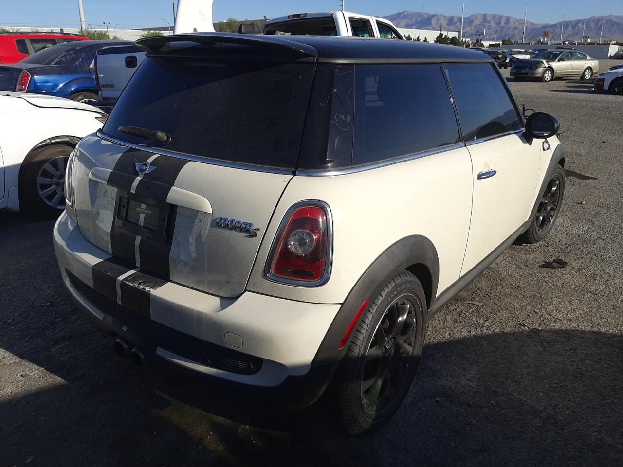 Photo 4 from auction – 2009 MINI COOPER S with VIN WMWMF73519TX40939