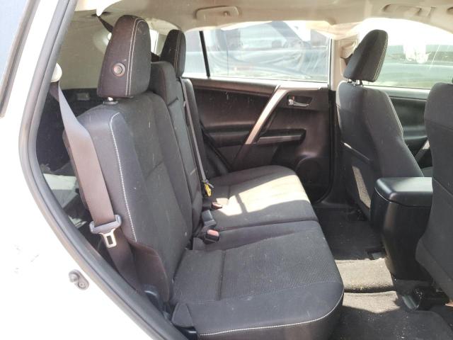 Photo 6 from auction – 2017 TOYOTA RAV4 XLE with VIN JTMWFREV3HD103760