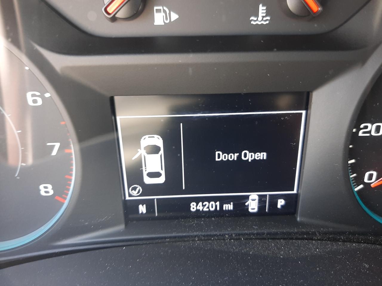 Photo 8 from auction – 2019 CHEVROLET MALIBU LT with VIN 1G1ZD5ST3KF137085